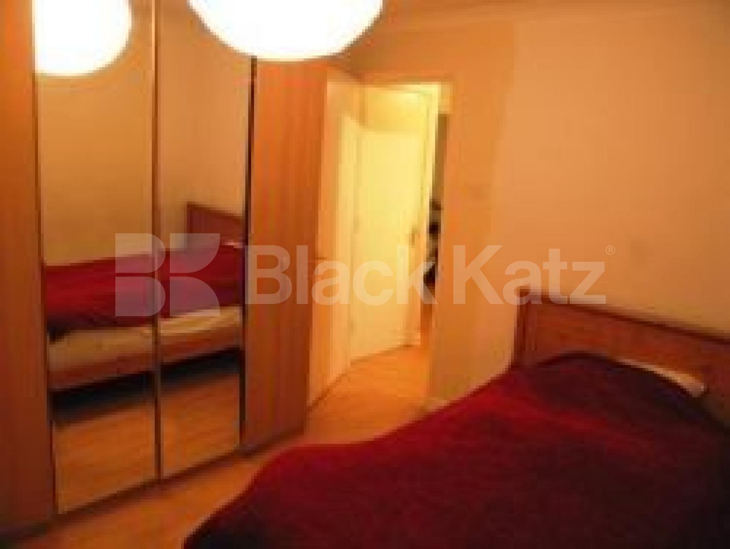 			REDUCED PRICE!!, 1 Bedroom, 1 bath, 1 reception Flat			 Byron Mews, HAMPSTEAD NW3